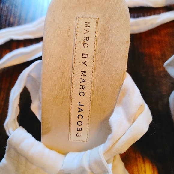 Marc Jacobs White Heeled Sandals Size 7 - Picture 4 of 10